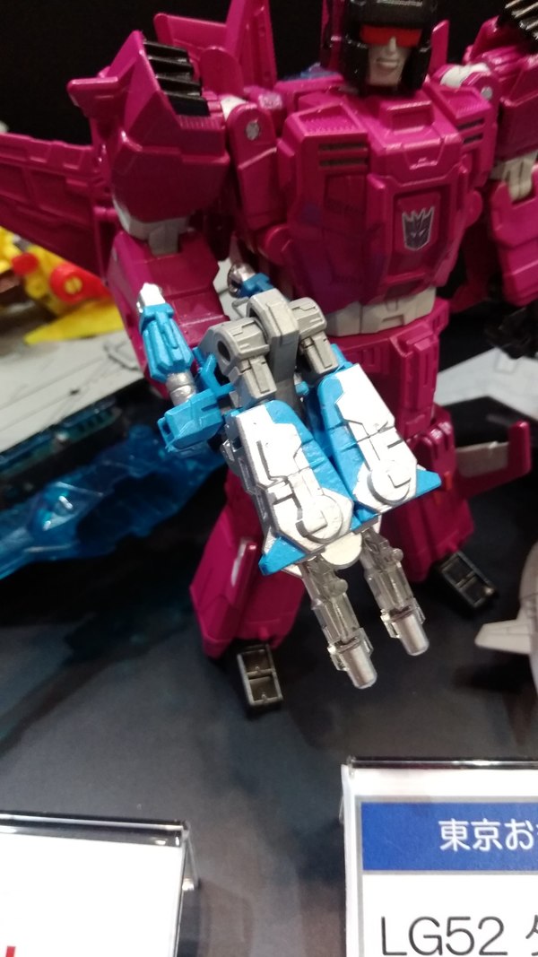 Tokyo Toy Show 2017   More Legends Series Detailed Photos Of Targetmasters Misfire & Doublecross, Broadside, And Sixshot 11 (11 of 13)